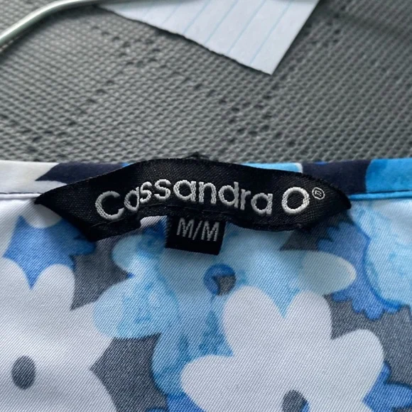 Scrub top - Picture 2 of 3